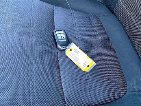 Used 2019 Honda CR-V EX image 15