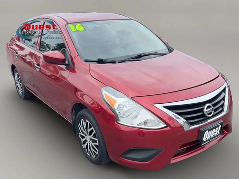 Used 2016 Nissan Versa S Plus FWD image 1