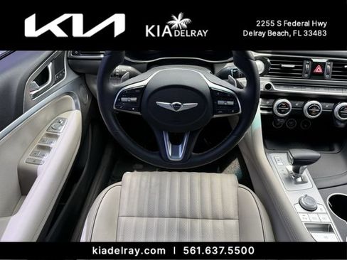 Used 2022 Genesis G70 2.0T w/ Prestige Package RWD image 11