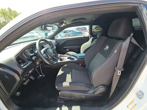 Used 2019 Dodge Challenger R/T Scat Pack w/ Dynamics Package image 6