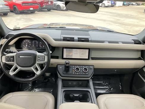 Used 2023 Land Rover Defender 110 S image 18