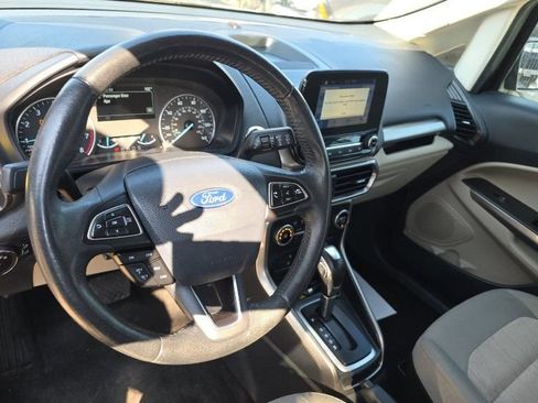 Used 2018 Ford EcoSport SE FWD image 4