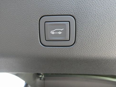 New 2026 Chevrolet Tahoe Premier image 17