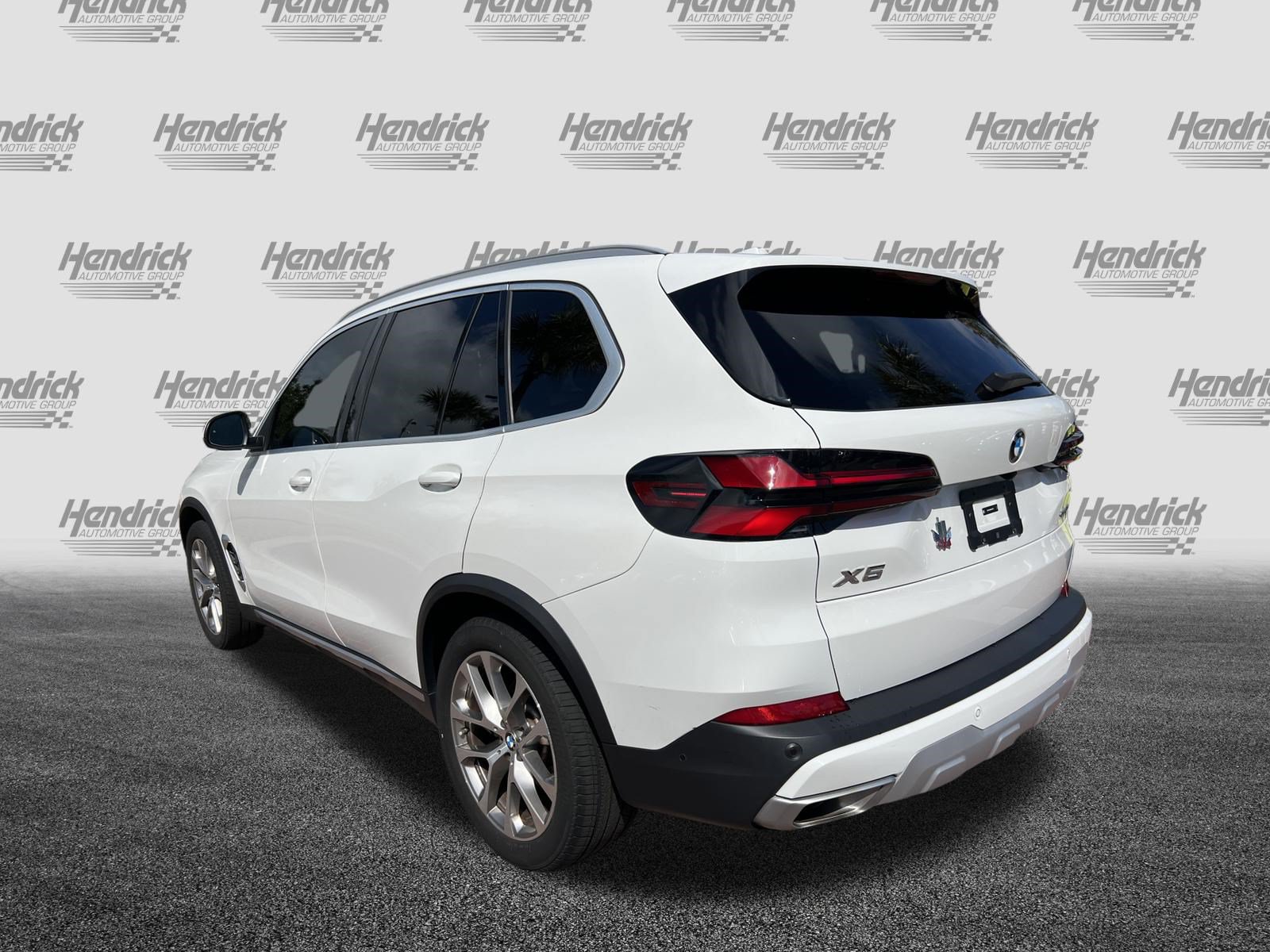 Used 2024 BMW X5 sDrive40i w/ Premium Package RWD image 8