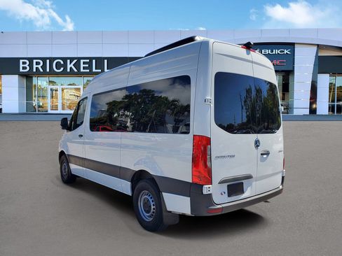 Used 2024 Mercedes-Benz Sprinter 2500 image 4