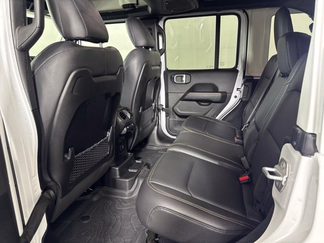 Used 2026 Jeep Wrangler Unlimited Sahara AWD/4WD image 12