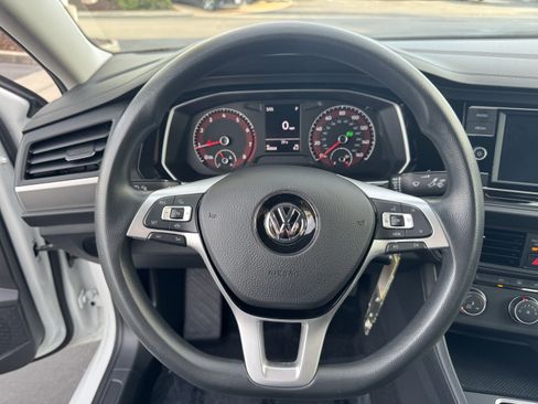Used 2020 Volkswagen Jetta S image 18