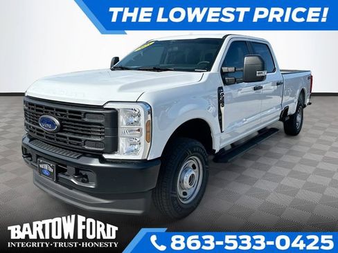 Used 2025 Ford F250 XL image 1