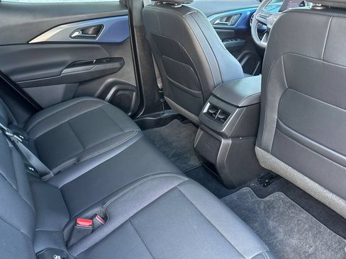 Used 2024 Chevrolet Equinox EV LT FWD image 18