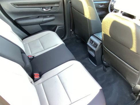 Used 2023 Honda CR-V EX image 23