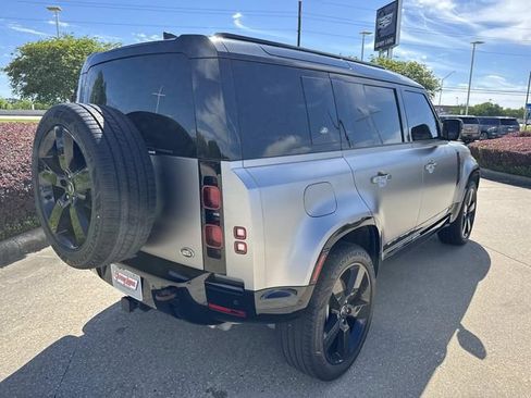 Used 2023 Land Rover Defender 110 X-Dynamic SE AWD/4WD image 5