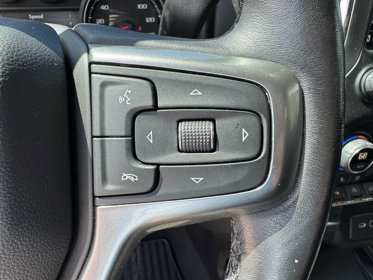 Used 2021 Chevrolet Silverado 1500 LTZ w/ LTZ Convenience Package II AWD/4WD image 21