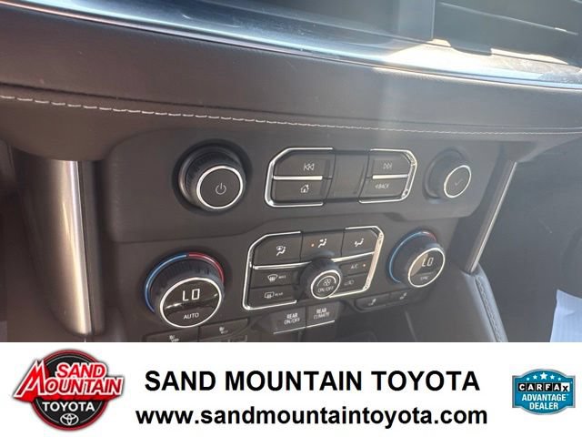 Used 2023 Chevrolet Tahoe Z71 w/ Luxury Package AWD/4WD image 21