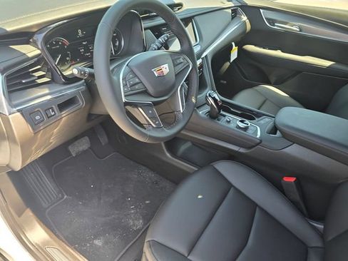 New 2026 Cadillac XT5 Luxury FWD image 21