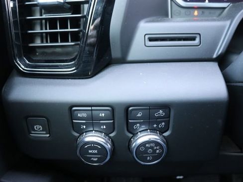 Used 2022 GMC Sierra 1500 AT4 w/ AT4 Preferred Package image 22