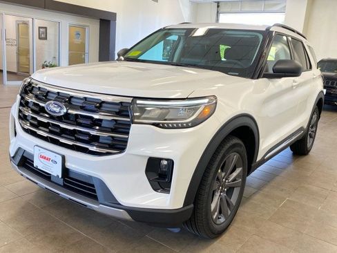 New 2025 Ford Explorer Active w/ Active Comfort Package image 27