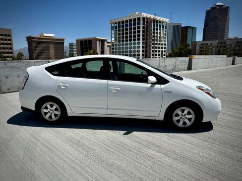 Used 2007 Toyota Prius FWD image 4