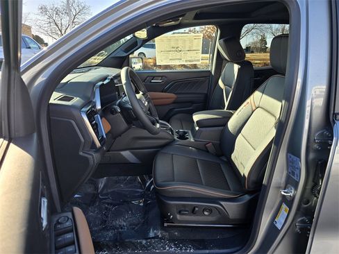 New 2026 GMC Canyon AT4 w/ Technology Plus Package image 13