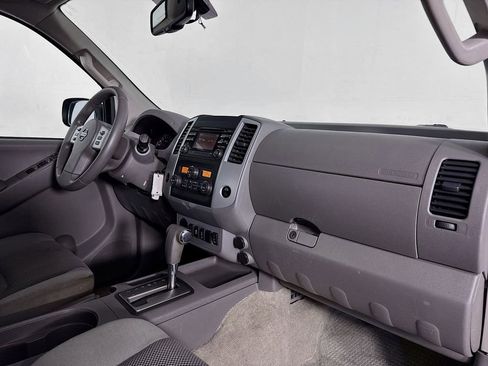 Used 2014 Nissan Frontier SV w/ SV Value Truck Package image 29