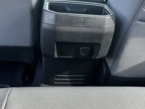 New 2025 Toyota Tacoma SR5 image 33