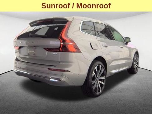 Used 2023 Volvo XC60 B5 Ultimate FWD image 5