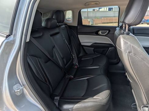 Used 2022 Jeep Compass Limited AWD/4WD image 26