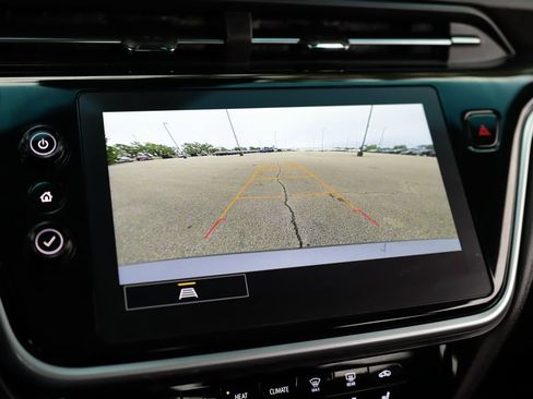 Used 2023 Chevrolet Bolt LT FWD image 15