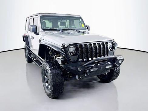 Used 2020 Jeep Wrangler Unlimited Sport AWD/4WD image 3