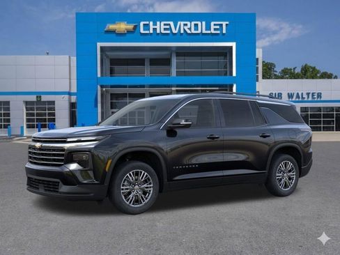 New 2026 Chevrolet Traverse LT image 3