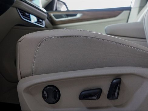 New 2026 Volkswagen Atlas SE image 18