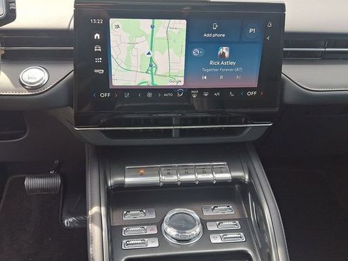 New 2026 Lincoln Nautilus Premier w/ Equipment Group 102A AWD/4WD image 8