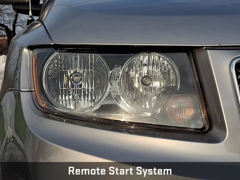 Used 2017 Jeep Compass Latitude image 10