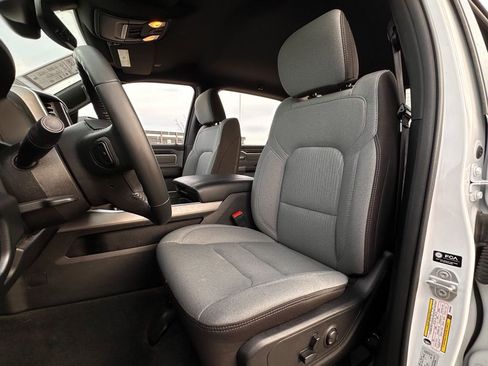 Used 2022 RAM 1500 Lone Star image 6