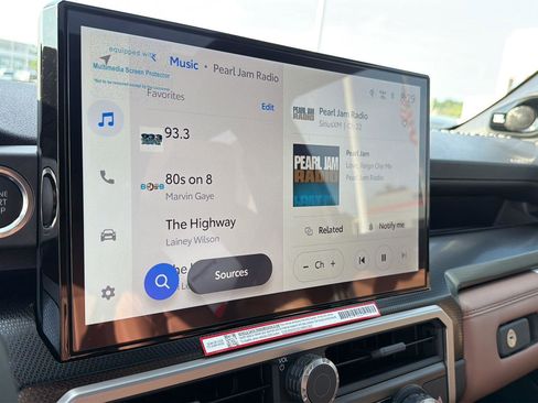 New 2026 Toyota 4Runner Limited AWD/4WD image 24