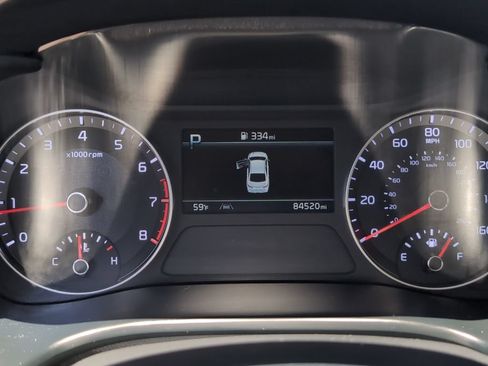Used 2022 Kia Forte LXS FWD image 16