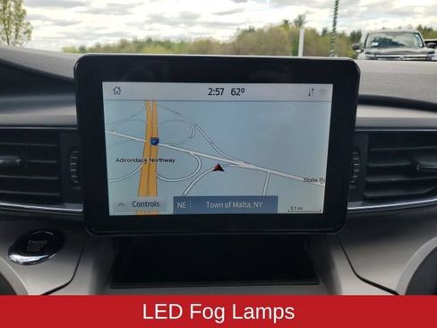 Used 2022 Ford Explorer XLT w/ Equipment Group 202A AWD/4WD image 39