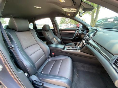 Used 2018 Honda Accord Sport image 38