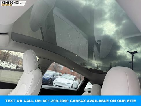 Used 2021 Tesla Model Y Performance image 28