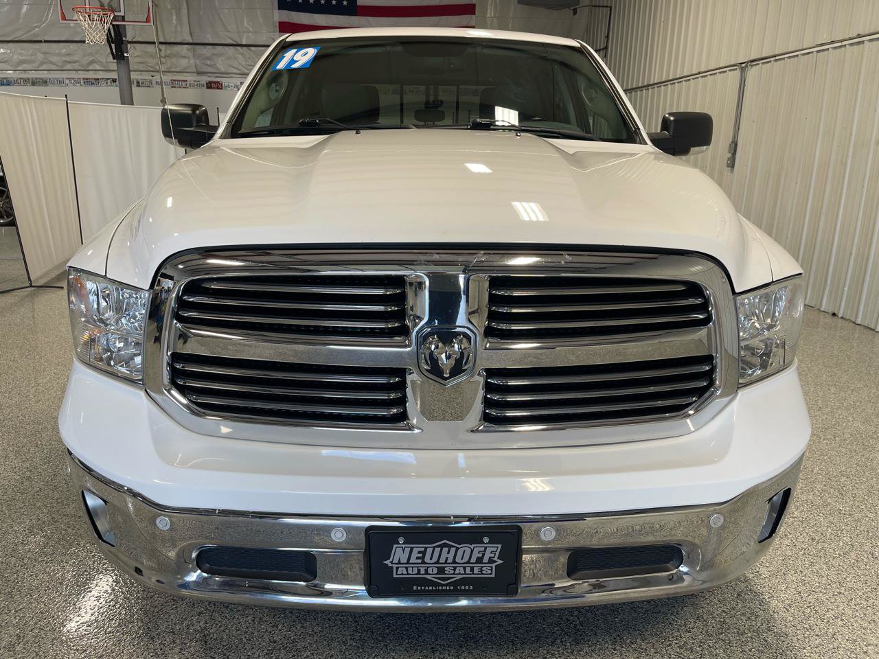 Used 2019 RAM 1500 Big Horn AWD/4WD image 2