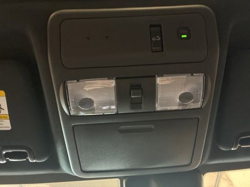 Certified 2025 Nissan Frontier PRO-4X w/ Pro Premium Package image 22