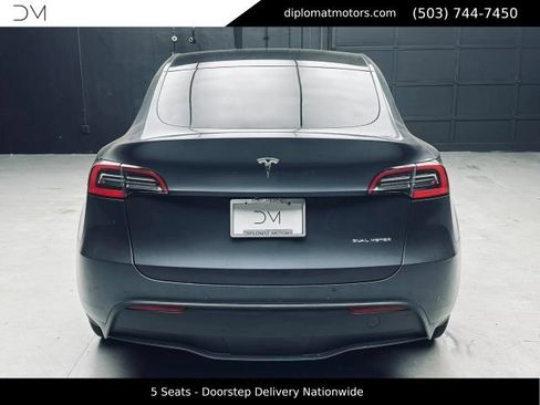 Used 2021 Tesla Model Y Long Range AWD/4WD image 6