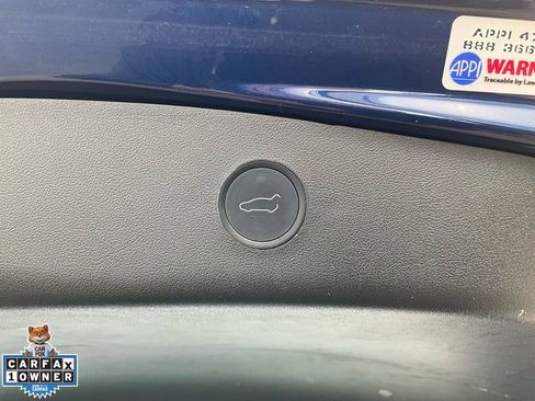 Used 2022 Tesla Model 3 Long Range image 10