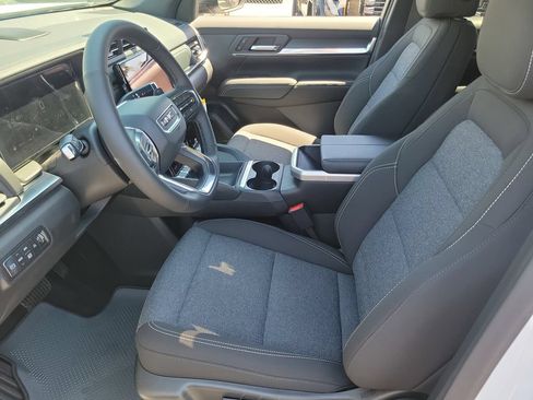 New 2026 GMC Terrain Elevation AWD/4WD image 9