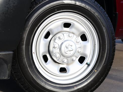 Used 2022 RAM 2500 Tradesman image 11