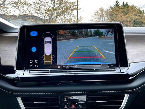 Used 2024 Volkswagen Atlas SE image 13