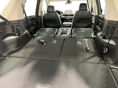 New 2025 Honda Pilot EX-L image 35