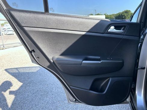 Used 2020 Kia Sportage LX AWD/4WD image 18