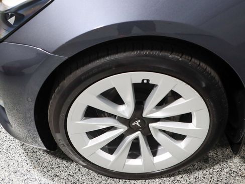 Used 2022 Tesla Model 3 Long Range image 11