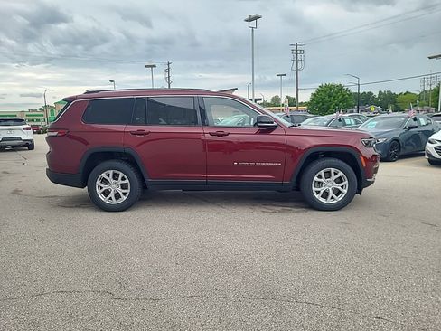Used 2023 Jeep Grand Cherokee L Limited AWD/4WD image 8