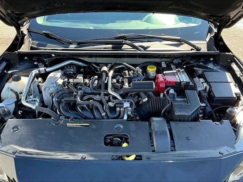 Used 2024 Nissan Sentra SV FWD image 29